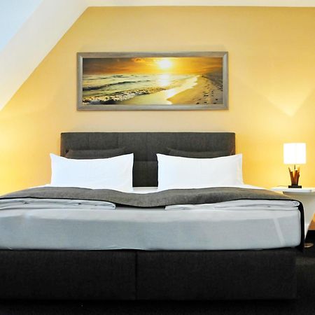 Hotel Zum Brunnen Friedberg  Δωμάτιο φωτογραφία