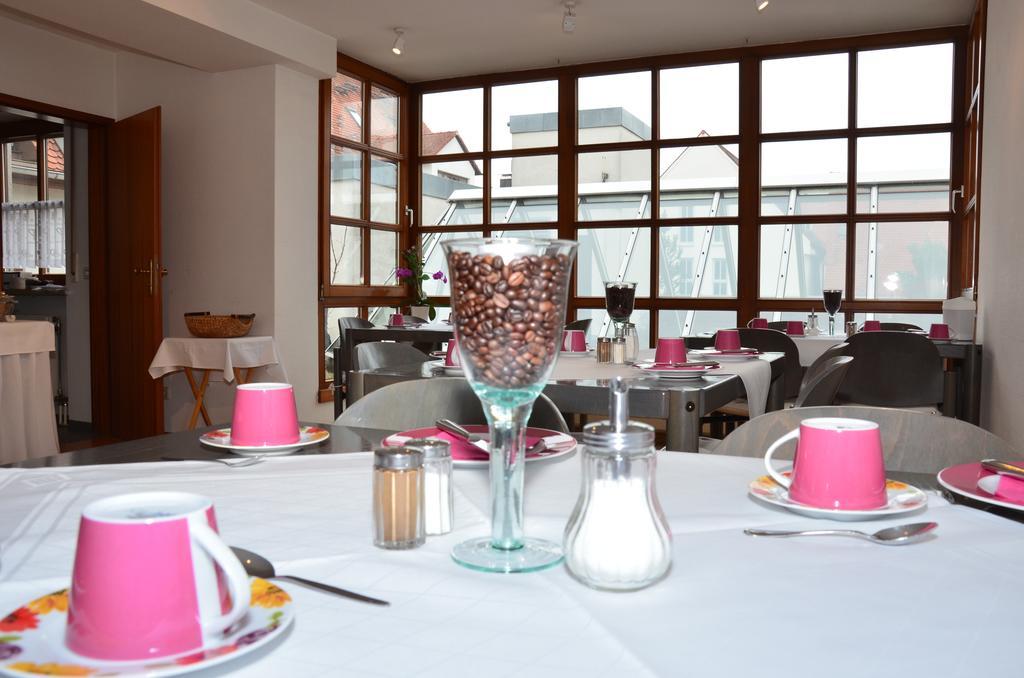 Hotel Zum Brunnen Friedberg  Εξωτερικό φωτογραφία