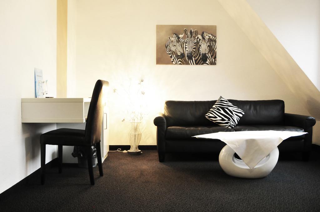 Hotel Zum Brunnen Friedberg  Εξωτερικό φωτογραφία
